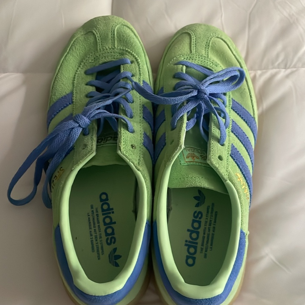 Adidas Spezial Women’s - Picture 2 of 6